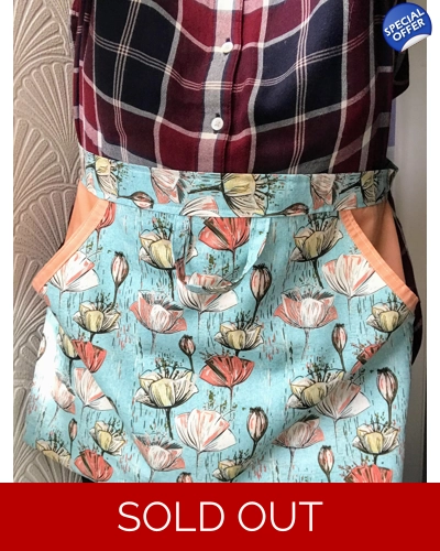 Green cotton half apron, front pocket, tie waist lined peg apron handmade in Yorkshire, letter box g Green cotton half apron, front pocket, tie waist lined peg apron handmade in Yorkshire, letter box g